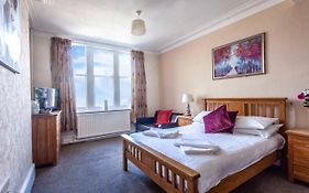 The Royal Bar & Shaker